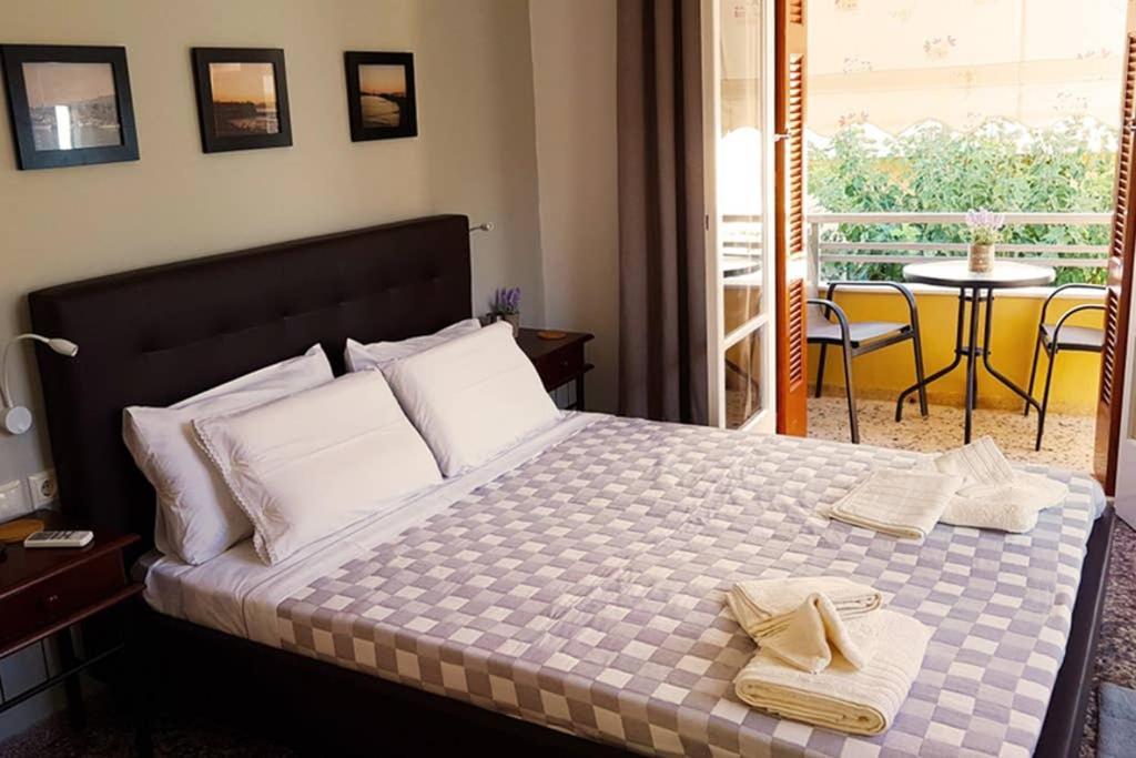 Ellis Apartments , Amperia , Crete Chania  Bagian luar foto
